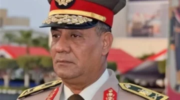 تعليق رسمي.. سمير فرج يهنئ أشرف سالم بتولي وزارة الدفاع